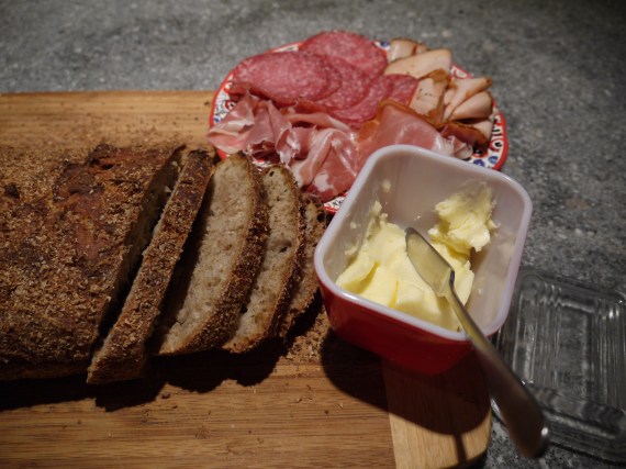 no-knead rye bread - trust in kim