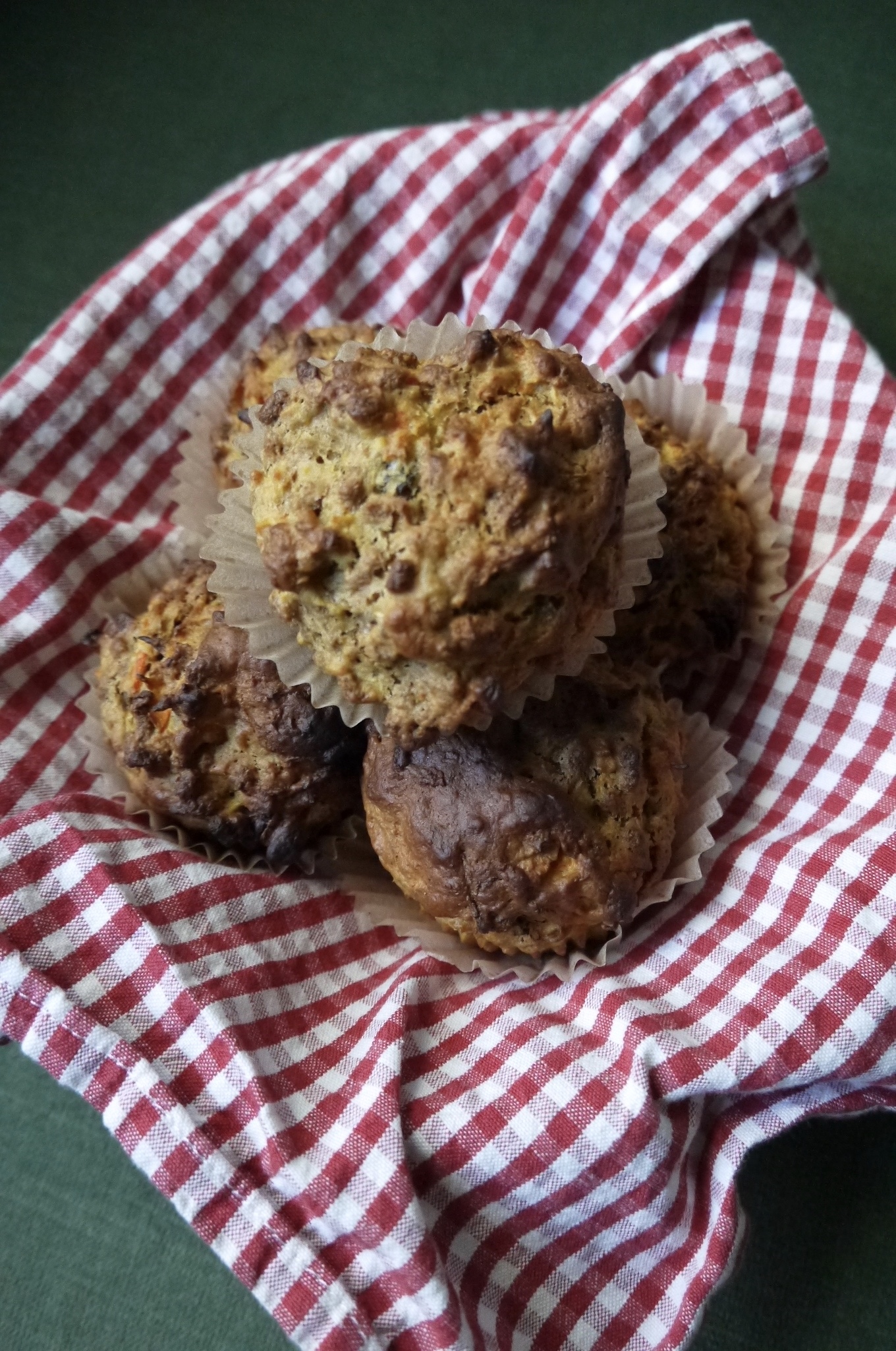 carrot apple bran muffin -trustinkim